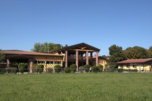 Agriturismo Monsereno Horses Imbersago 외부 사진